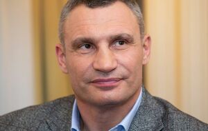 Кличко: Чому кіоски, які поряд розташовані, можна прибрати, а кіоск президента може залишитися?