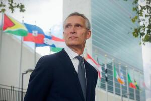 Генсек НАТО заявил о поддержке союзников в сложившейся ситуации с мигрантами