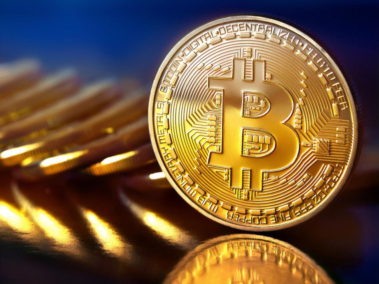 Предыдущий рекорд стоимости биткоина фиксировался 20 октября &ndash; $65,6 тыс.