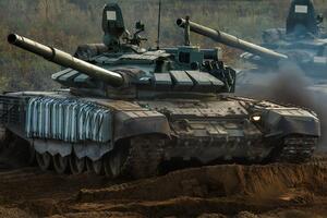 Развертывание войск РФ носит скрытый характер, отметило Bloomberg