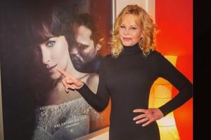 Мелани Гриффит пришла на премьеру фильма, в котором ее 32-летняя дочь Дакота Джонсон сыграла главную роль