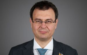 Наша цель – рост ВВП темпами, опережающими соседей. 6–7% в год на протяжении 25–30 лет сегодня уже не является чем-то уникальным