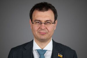 Наша цель – рост ВВП темпами, опережающими соседей. 6–7% в год на протяжении 25–30 лет сегодня уже не является чем-то уникальным