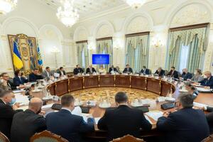 Засідання РНБО зазвичай проводять у п'ятницю. Цього разу Зеленський доручив скликати його в середу