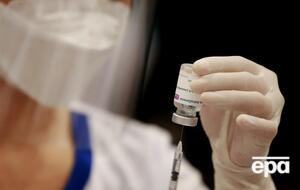 Згідно з повідомленнями МОЗ, зараз в Україні є понад 800 тис. доз вакцини AstraZeneca з терміном придатності до 30 листопада