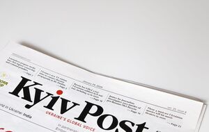 В "Обозревателе" считают долгом "предложить свою руку помощи журналистской команде" Kyiv Post