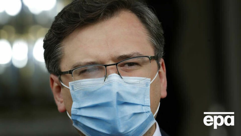 Украина не находится ни под какими санкциями или эмбарго по поставкам оружия, отметил Кулеба