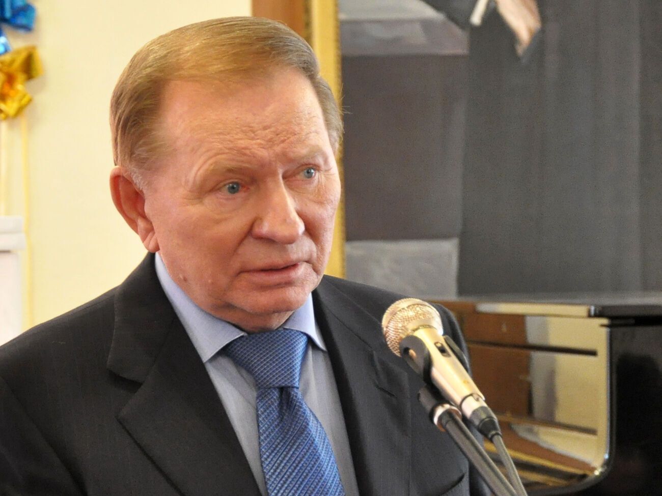 22,8% українців вважають, що Кучма найкраще справлявся з обов'язками верховного головнокомандувача
