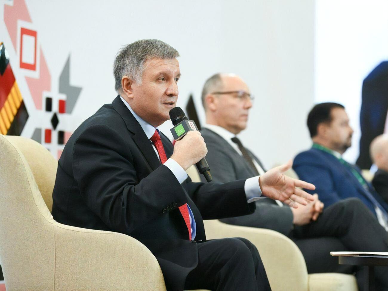 Арсен Аваков:&nbsp;Баланс предполагает прислушиваться к обществу. Иногда это бывает неудобно, но нужно прислушиваться