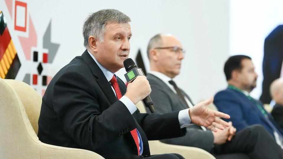 Арсен Аваков: Баланс передбачає прислухатися до суспільства. Іноді це буває незручно, але треба дослухатися
