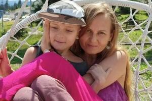 Katya Chilly воспитывает восьмилетнего сына Святозара