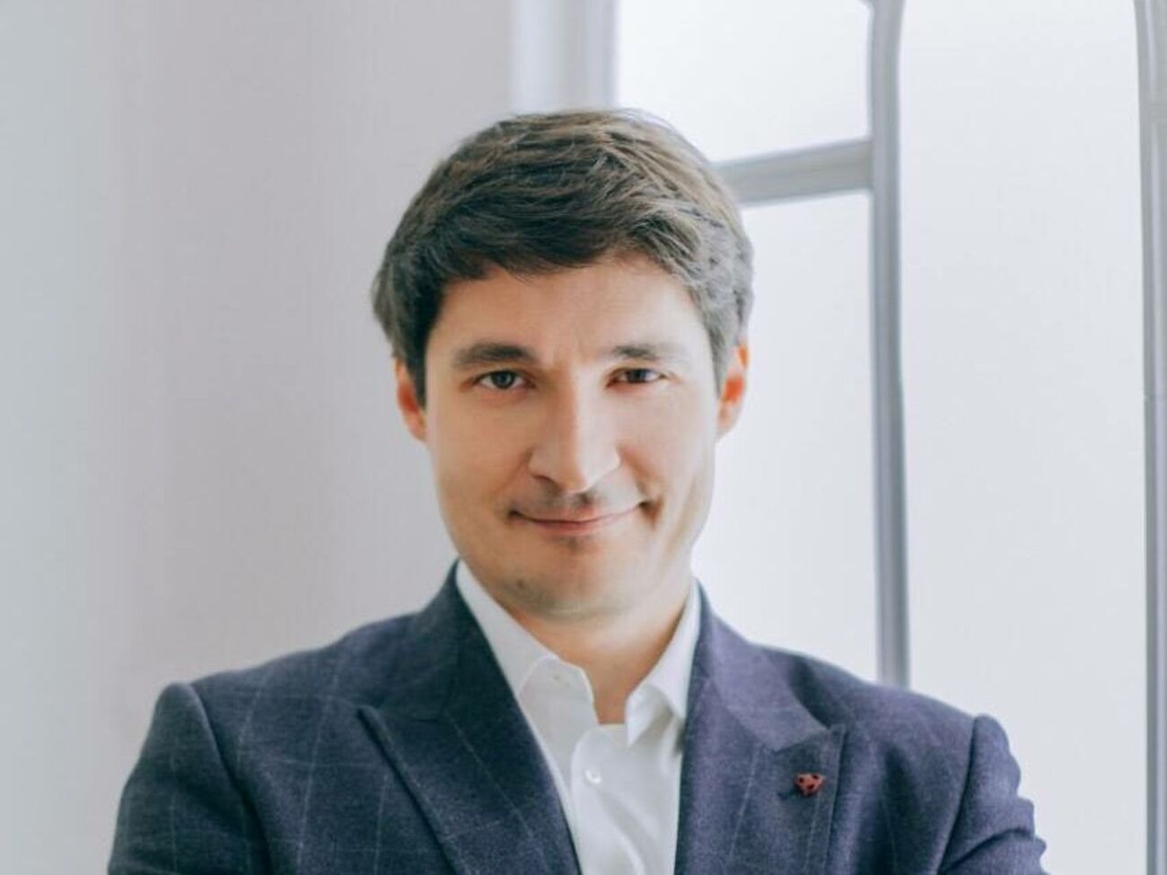 Нам обіцяли, що законопроєкт №5600 вдарить по олігархах, а по факту – по кожному українцю. Як і закон "про податок на Facebook"