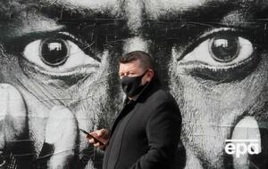 В Украине постепенно улучшается ситуация с COVID-19