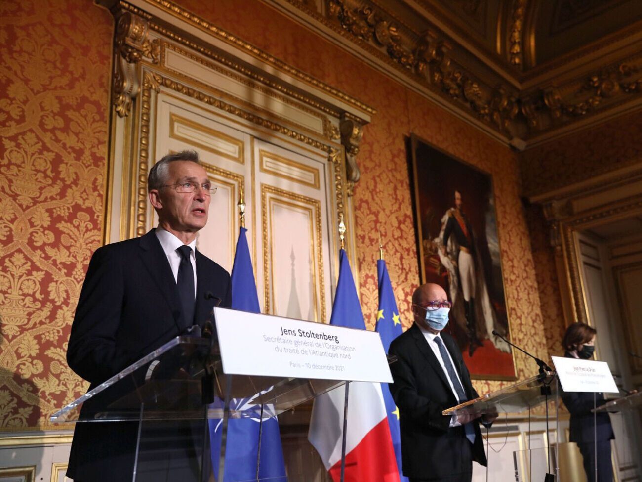 Столтенберг (ліворуч) &ndash; РФ: Поважайте суверенітет та територіальну цілісність України, і повернімося до дипломатії