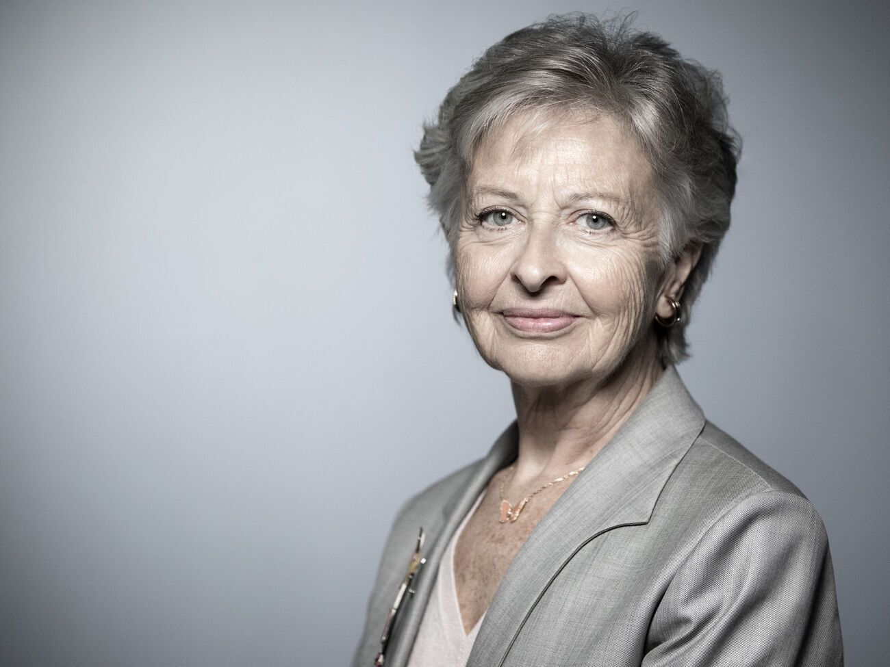 Вместо Джанни Букиккио комиссию возглавила Клер Бази-Малори