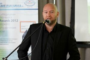 Якщо підтвердиться, що "Омікрон" переноситься легше, ніж "Дельта", він зможе витіснити її, перевівши захворювання до розряду схожих на сезонний грип