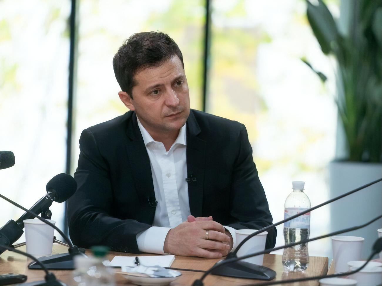 Зеленський заявив, що з варіантами припинення війни він би "не жартував"
