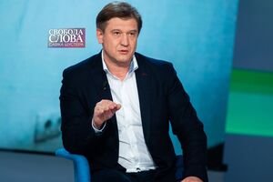 Данилюк: Общество всегда ориентируется на власть, президента, который должен поставить четкие ориентиры и выглядеть уверенно. Мы не в такой ситуации. Зеленский, как бы ни пытался, не выглядит уверенно