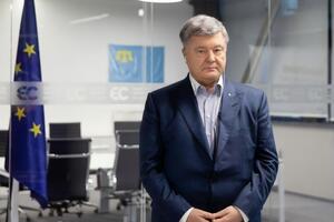 Порошенко: Які кілька соток звільнив Зеленський за майже три роки своєї каденції?