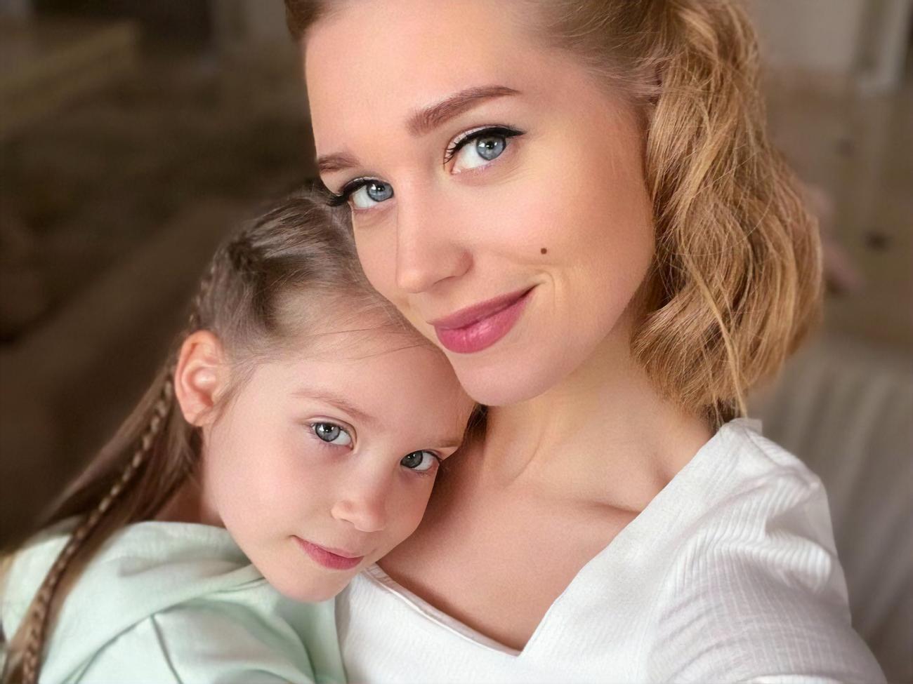 Христина Асмус зізналася, що спочатку дуже засмутилася, побачивши, як її намалювала дочка