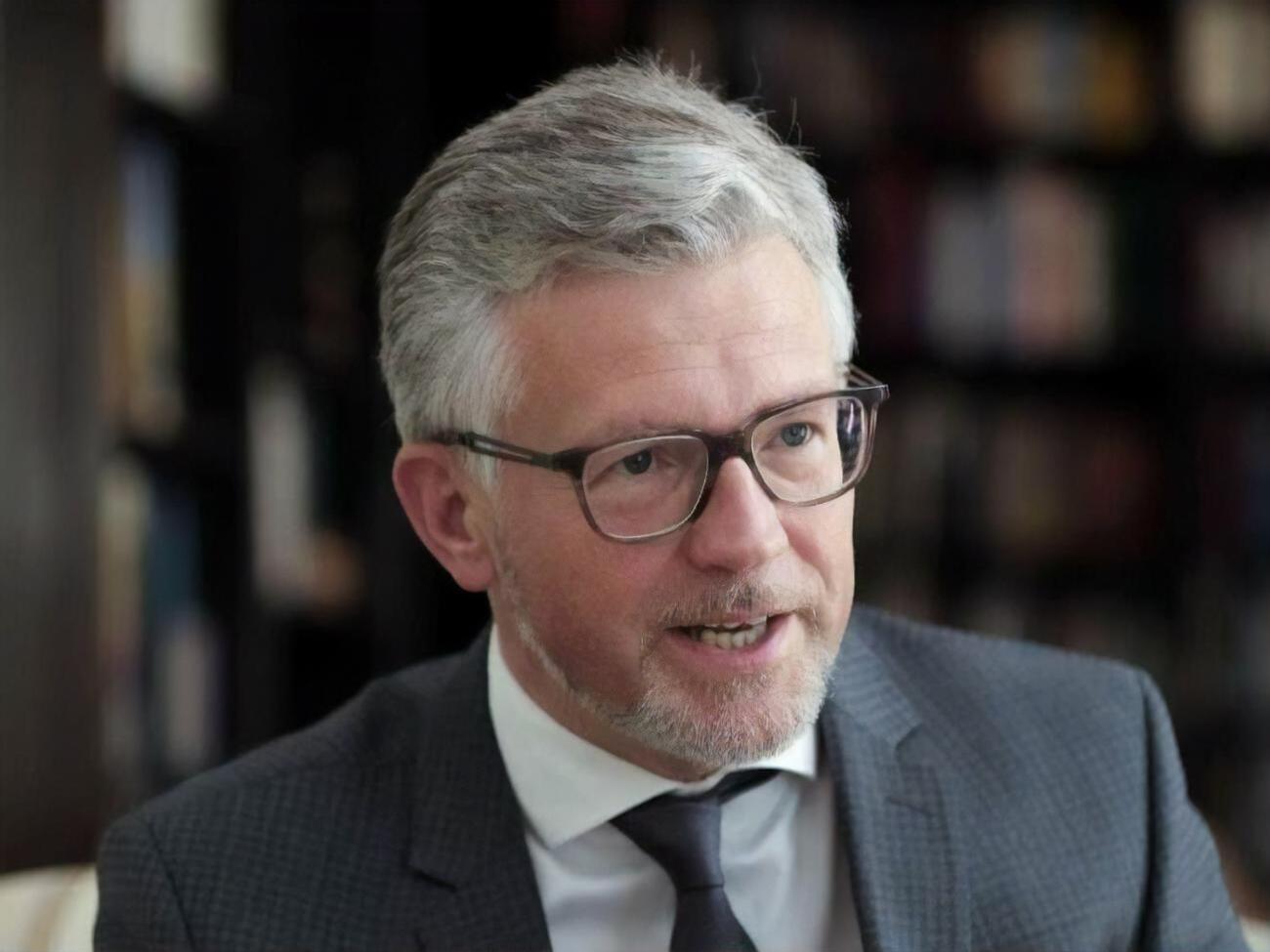 Мельник напомнил, что, согласно Уставу ООН, Украина имеет право защищаться