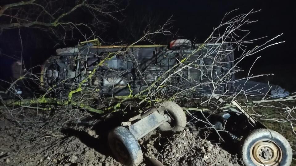 За даними поліції, підвода їхала без світловідбивачів