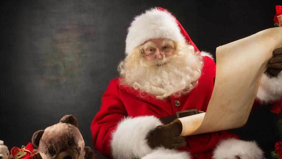 Слова католического священника о том, что Санта-Клауса не существует, возмутили родителей