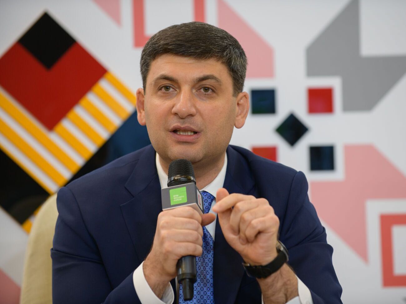 Гройсман: Мы унитарная страна и должны отстаивать свою целостность