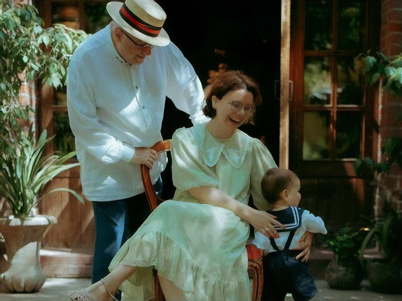 Брухунова и Петросян скрывали некоторое время, что весной 2020 года у них родился сын Ваган