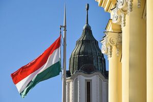 19,9% украинцев видят в действиях Будапешта настоящую дружескую помощь венгерскому меньшинству Закарпатья