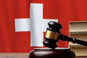 Клюшина подозревают в причастности к хакерским атакам на серверы Демократической партии США