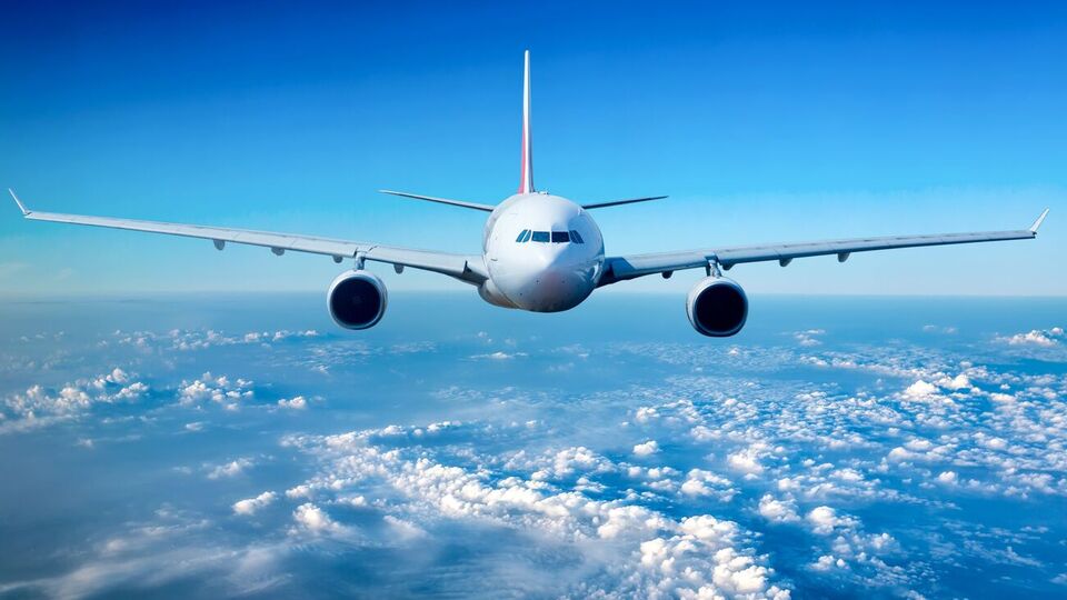 Нештатная ситуация произошла в небе в 50 км от берега