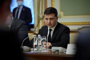 Зеленському не довіряє 65% українців