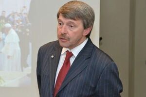 Травля Сокурова позорна. Недопустимо травить человека, имевшего смелость высказать свое мнение о его любимой стране и происходящем с ней