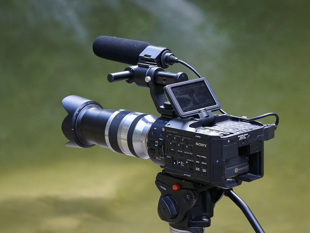 Государственный канал заказал производство "весьма жесткого шоу" о политиках и их помощниках