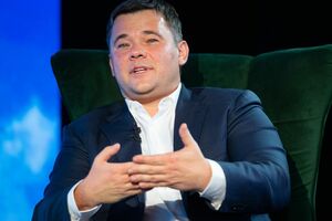 Богдан: Первые пару месяцев я мог себе позволить присутствовать при всех командировках и совещаниях