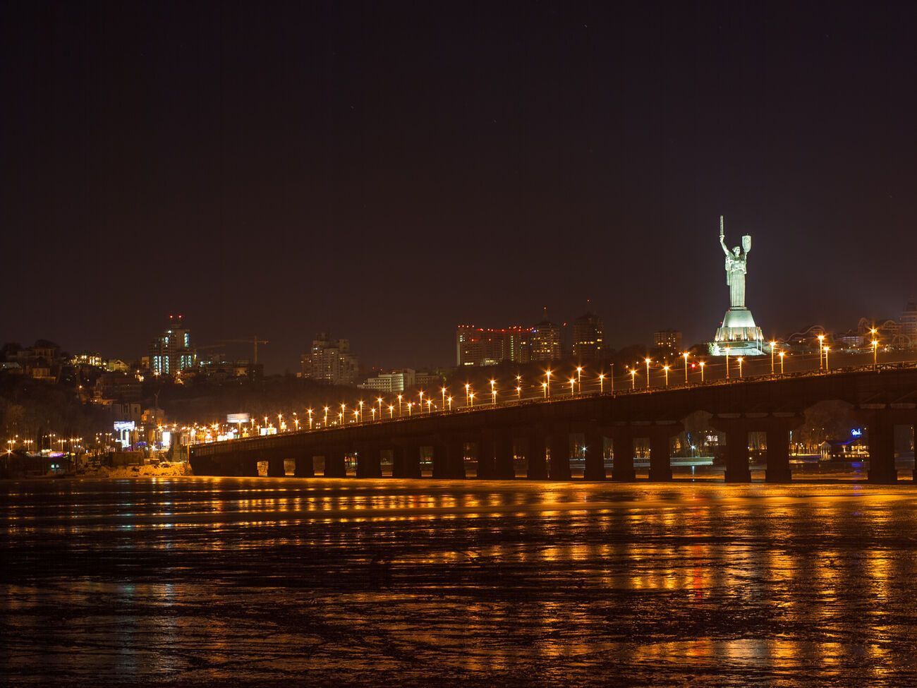 Мост Патона построили в 1953 году, и он нуждается в реконструкции