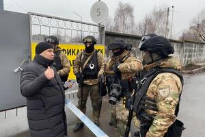 Квартиру штурмували правоохоронці