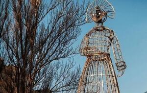 Костромская Снегурочка изготовлена по заказу местным умельцем