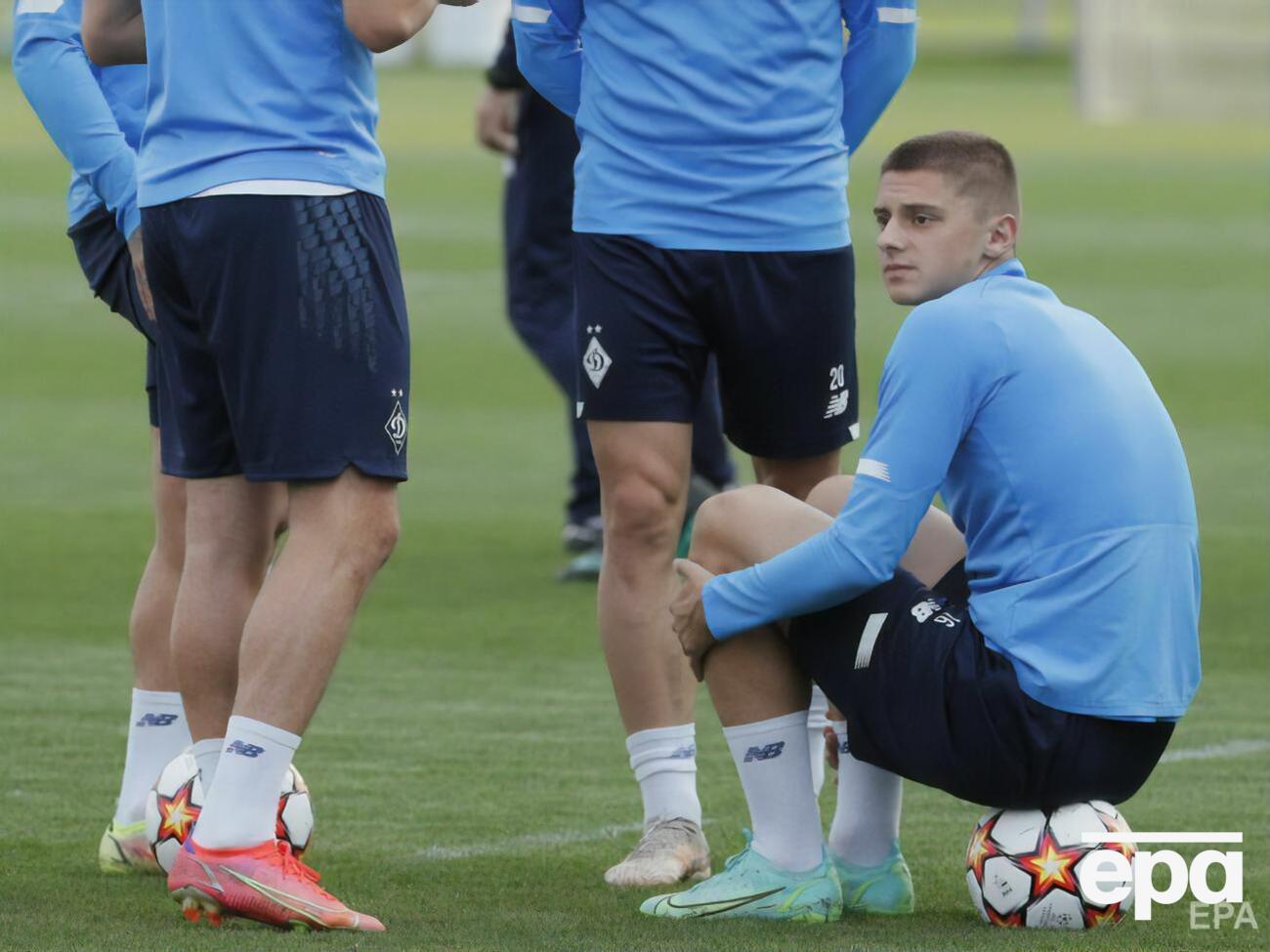 Миколенко (праворуч) незабаром може покинути "Динамо", пишуть ЗМІ