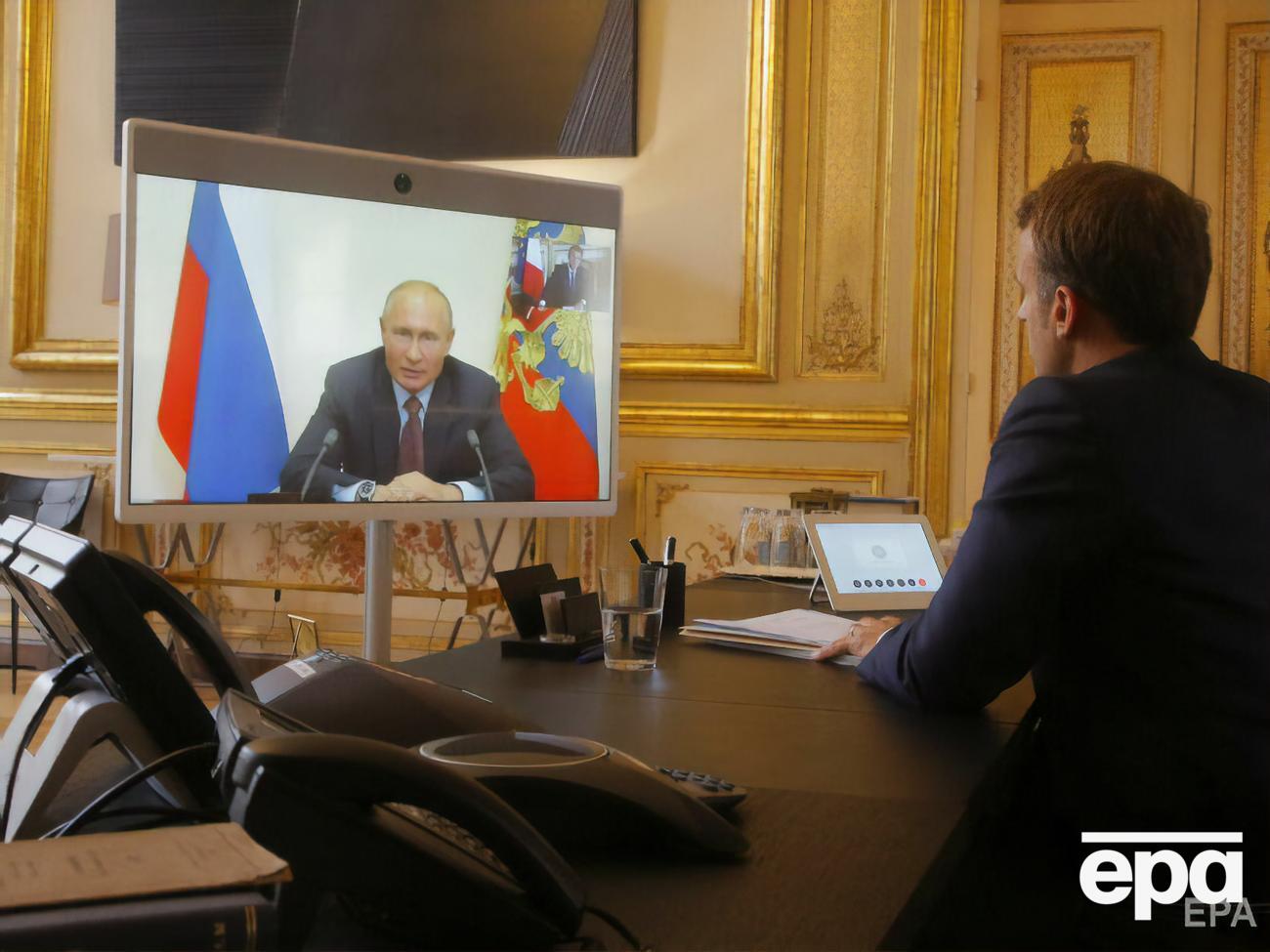 Путин и Макрон обсудили ситуацию в Украине