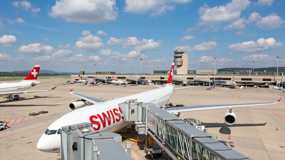 Перельоти здійснюватимуть літаками Airbus A220-300