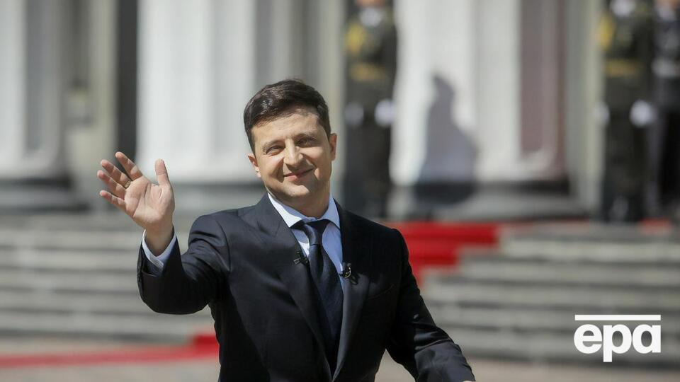 Зеленский стал президентом весной 2019 года