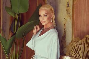 Волочкова показала фото с российским певцом