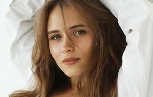 Кошмал знялася в яскравому образі