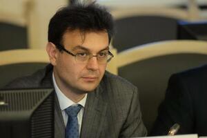 Данило Гетманцев: Якщо на якомусь рівні вам запропонують оплатити "послугу", прошу одразу ж звертатися до мене. Телефон та пошту ви знаєте