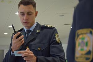 Проверять "заявления" россиянина пограничники не стали