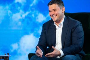 Богдан: Когда ты Брежнев, когда тебе надо целоваться, а не работать, то вот мы и получаем то, что мы получили