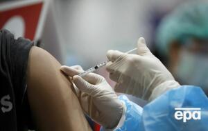 У вакцинированных препаратом CoronaVac в сыворотке крови не обнаружили достаточного количества антител