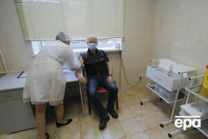 Літні люди входять до пріоритетної групи вакцинації проти COVID-19